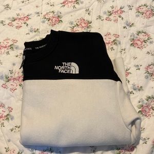 north face crewneck